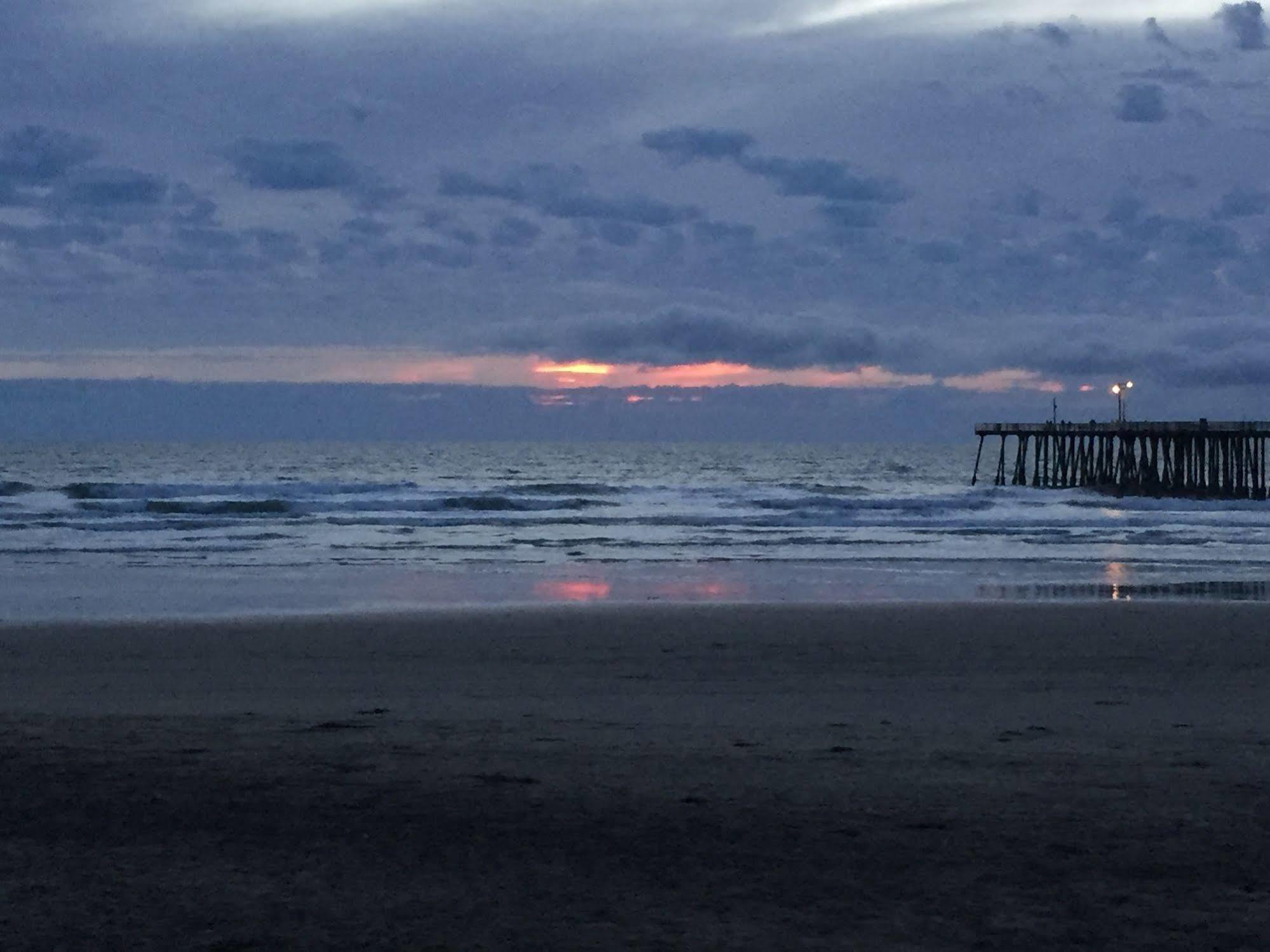 Motel 6 Pismo Beach Ca Pacific Ocean Bagian luar foto